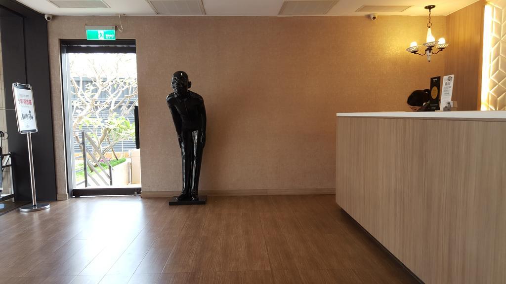 โรงแรมเดอะริเวอร์ไซด์ เฮงชุน ย่านเมืองเก่าเฮ้งชุน ภายนอก รูปภาพ